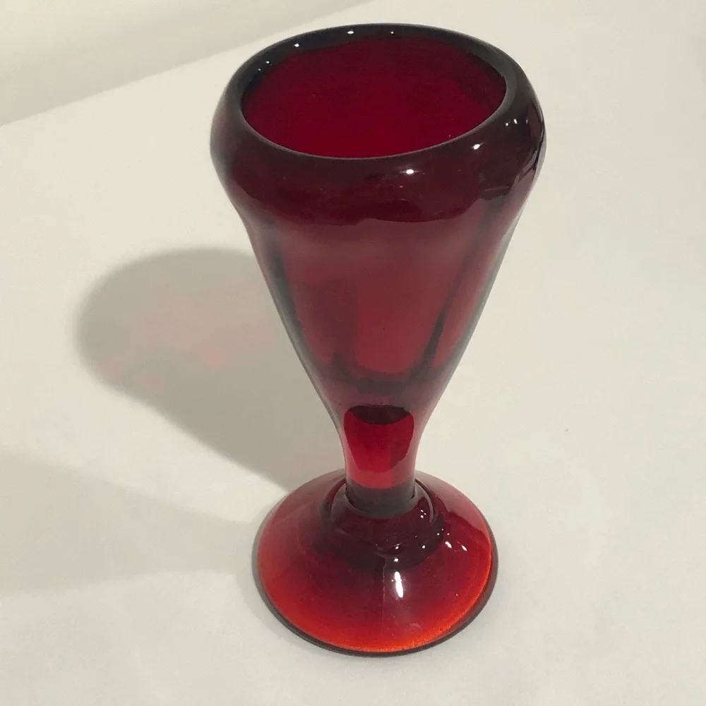N/A deep red